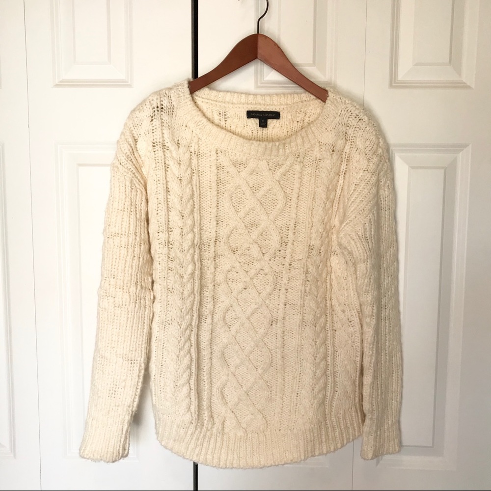 Banana Republic Cable Knit Fisherman’s Sweater - M